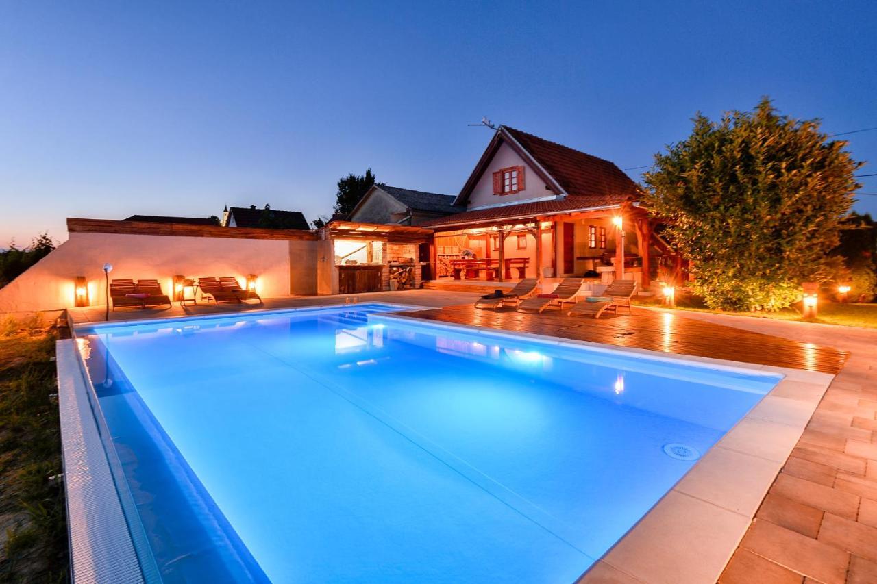 Holiday Homes Dika Sveti Martin Na Muri Dış mekan fotoğraf