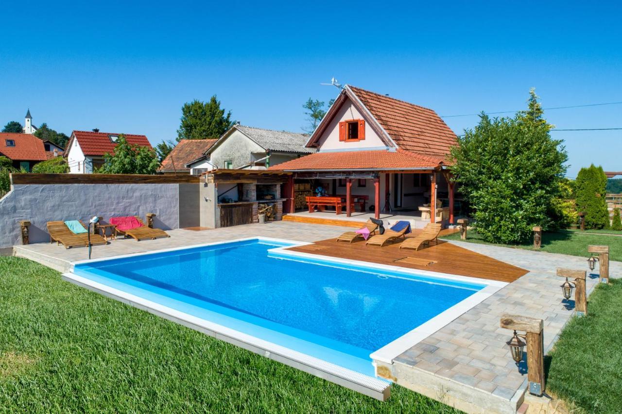 Holiday Homes Dika Sveti Martin Na Muri Dış mekan fotoğraf